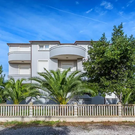 Apartment Veljko