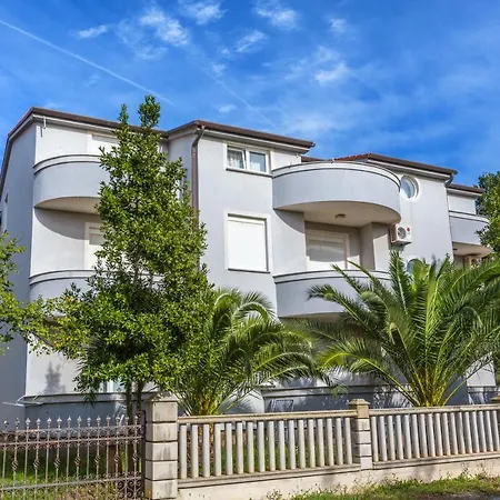 Veljko Apartment